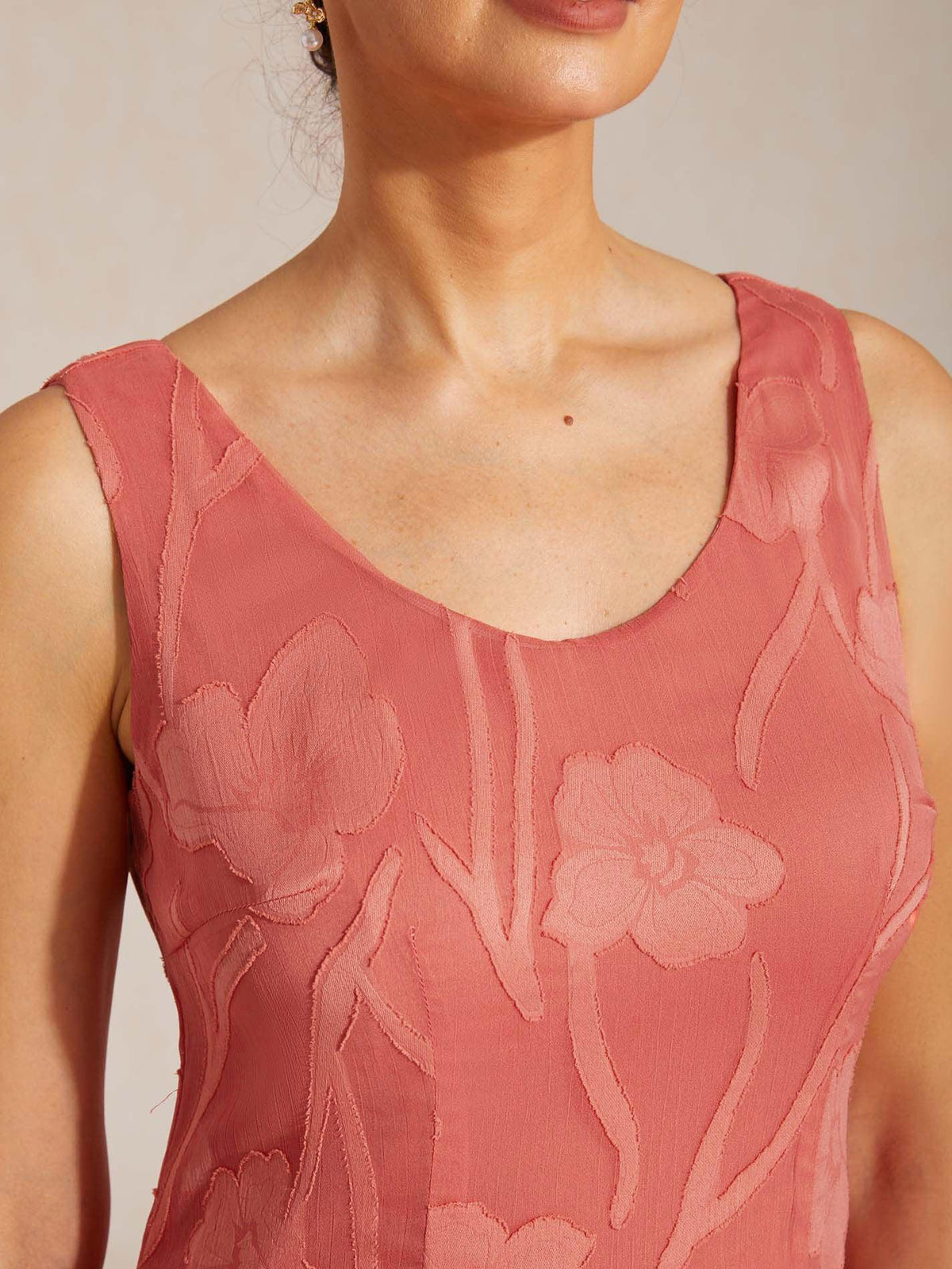 Stefania | Abito da Sera in Chiffon a Motivi Floreali con Orlo Asimmetrico