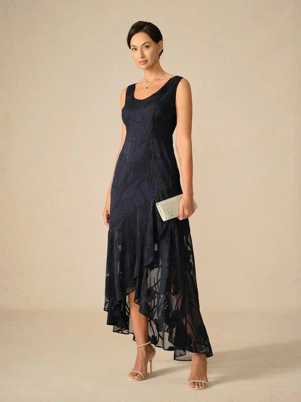 Stefania | Abito da Sera in Chiffon a Motivi Floreali con Orlo Asimmetrico