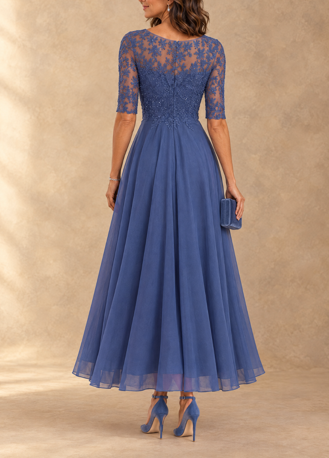 Abella | Abito Lungo con Corpetto in Pizzo e Gonna in Chiffon a Cascata