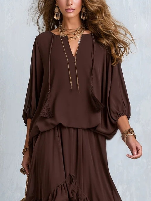 Lucrezia | Top in Chiffon Marrone con Frange e Scollo a V e Gonna a Volant a Strati
