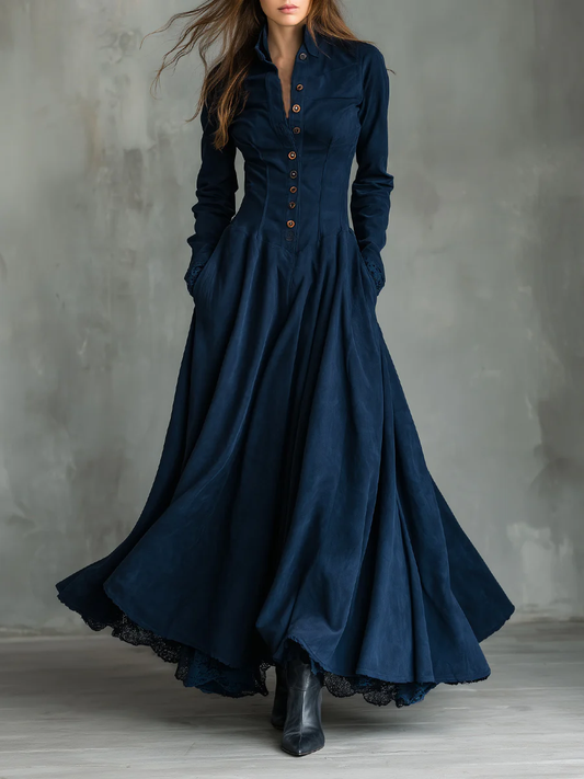 Maxi Abito Gotico Blu Scuro in Ecopelle Scamosciata con Pizzo e Colletto a Camicia